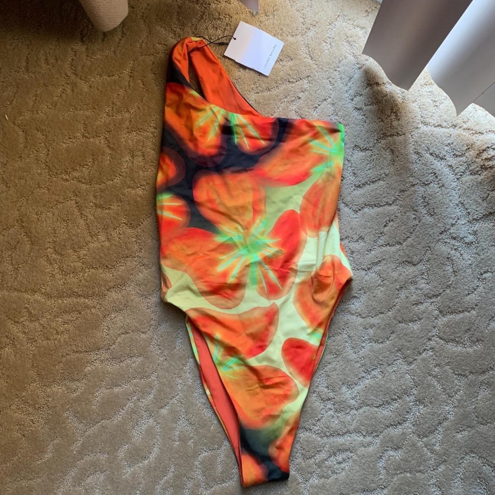 Floral One-Shoulder Swimsuit - Picture 2 of 5